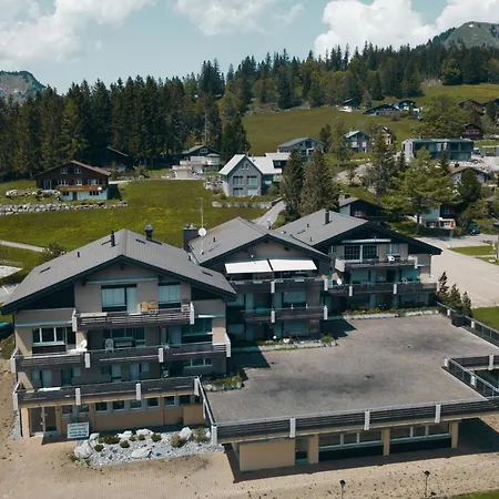Meier Apartman *